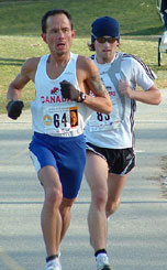 Loutitt and Osaduik still together at the 11-mile mark