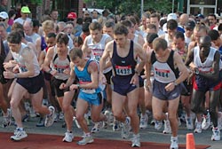 The start of the Running Room Shaughnessy 8k 2005 - photo by Shawn Laari