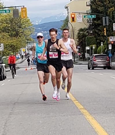 sun run leaders - jim hinze photo