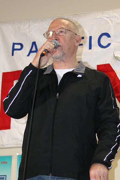 firsthalf08_0438